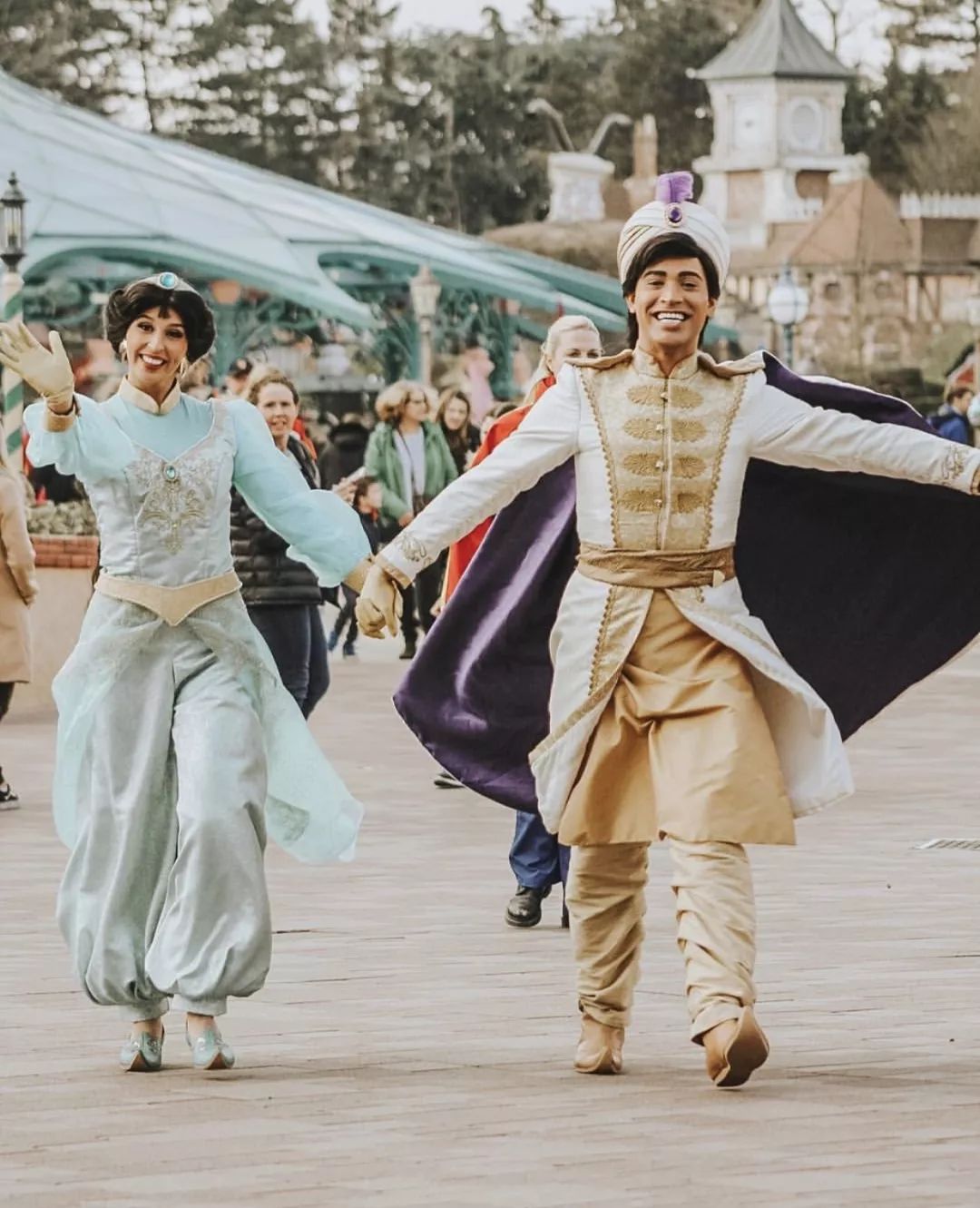 迪士尼必打卡的十个地方,打卡迪士尼纯玩三日