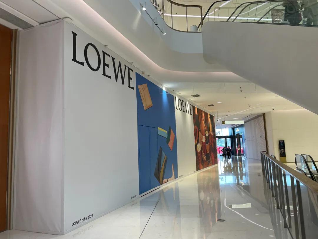 深圳湾万象城围挡,深圳湾万象城tiffany围挡