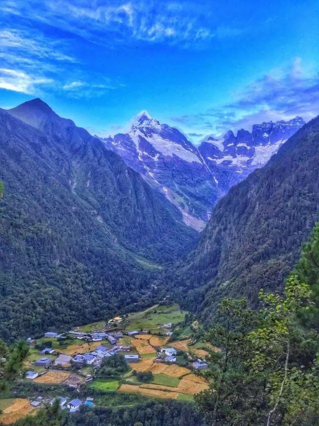 唯愿不负美景不负卿,不负美景不负卿什么意思