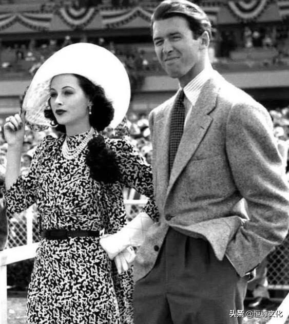 世界首位全裸女演员：嫁给*火军**商，研究无线电技术，竟成WiFi之母