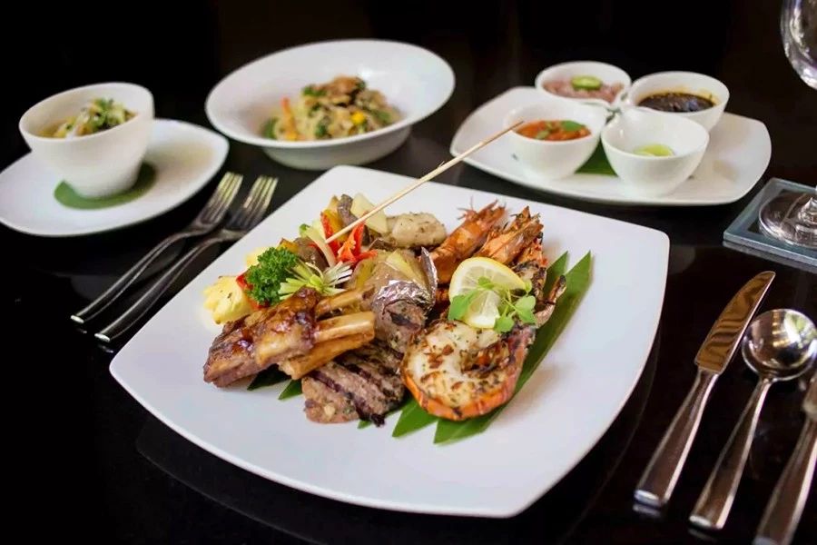 闃虫湐棣欐鍗庤嫻搴﹀亣閰掑簵,棣欐鍗庤嫻閰掑簵闃虫湐