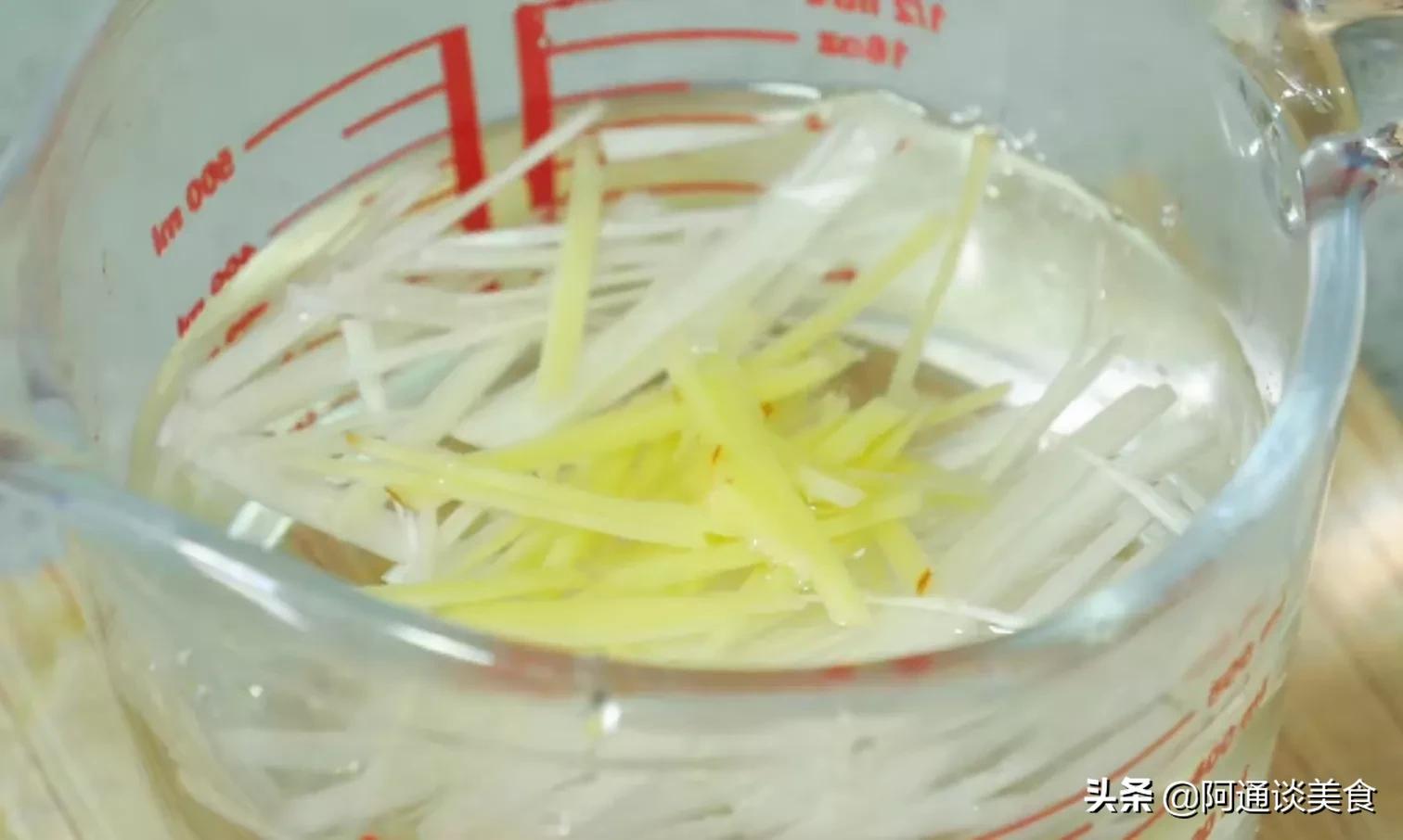 炸虾怎么做的酥脆好吃不去头,金黄炸虾的做法视频