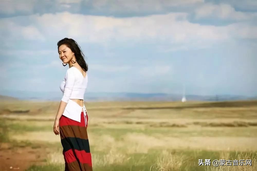 草原歌曲乌兰托娅十首,乌兰托娅草原新歌