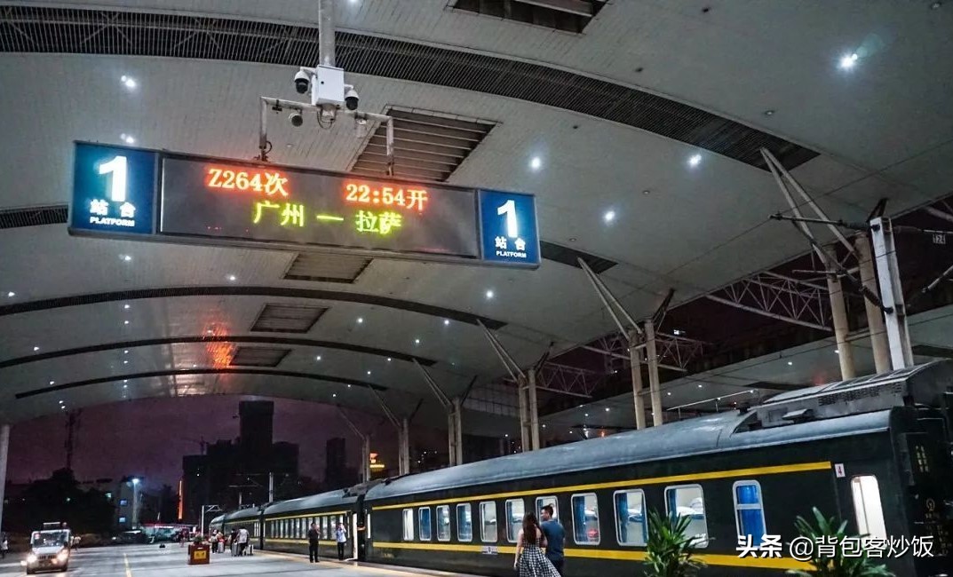 小伙坐41小时火车去拉萨,广东小伙到西藏旅游