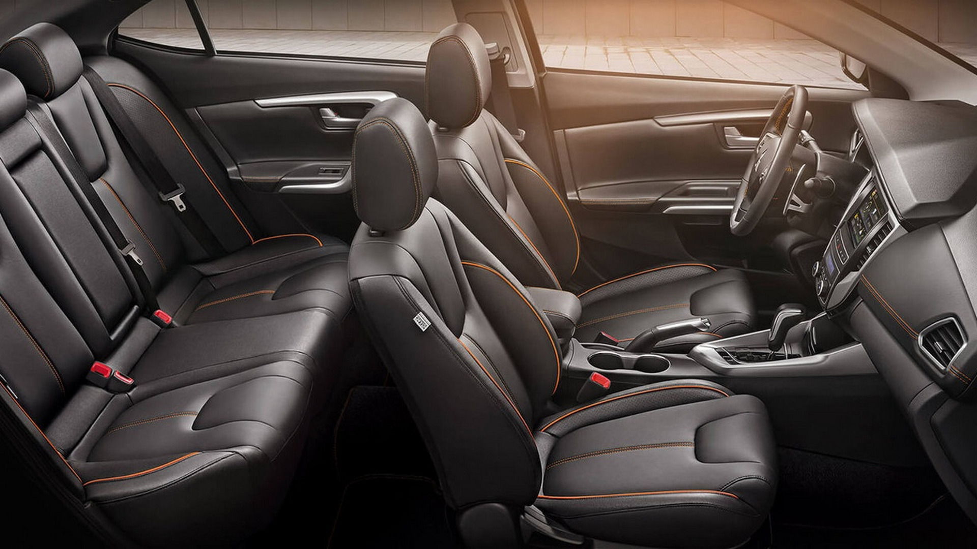 蓝瑟简介,蓝瑟三菱进口