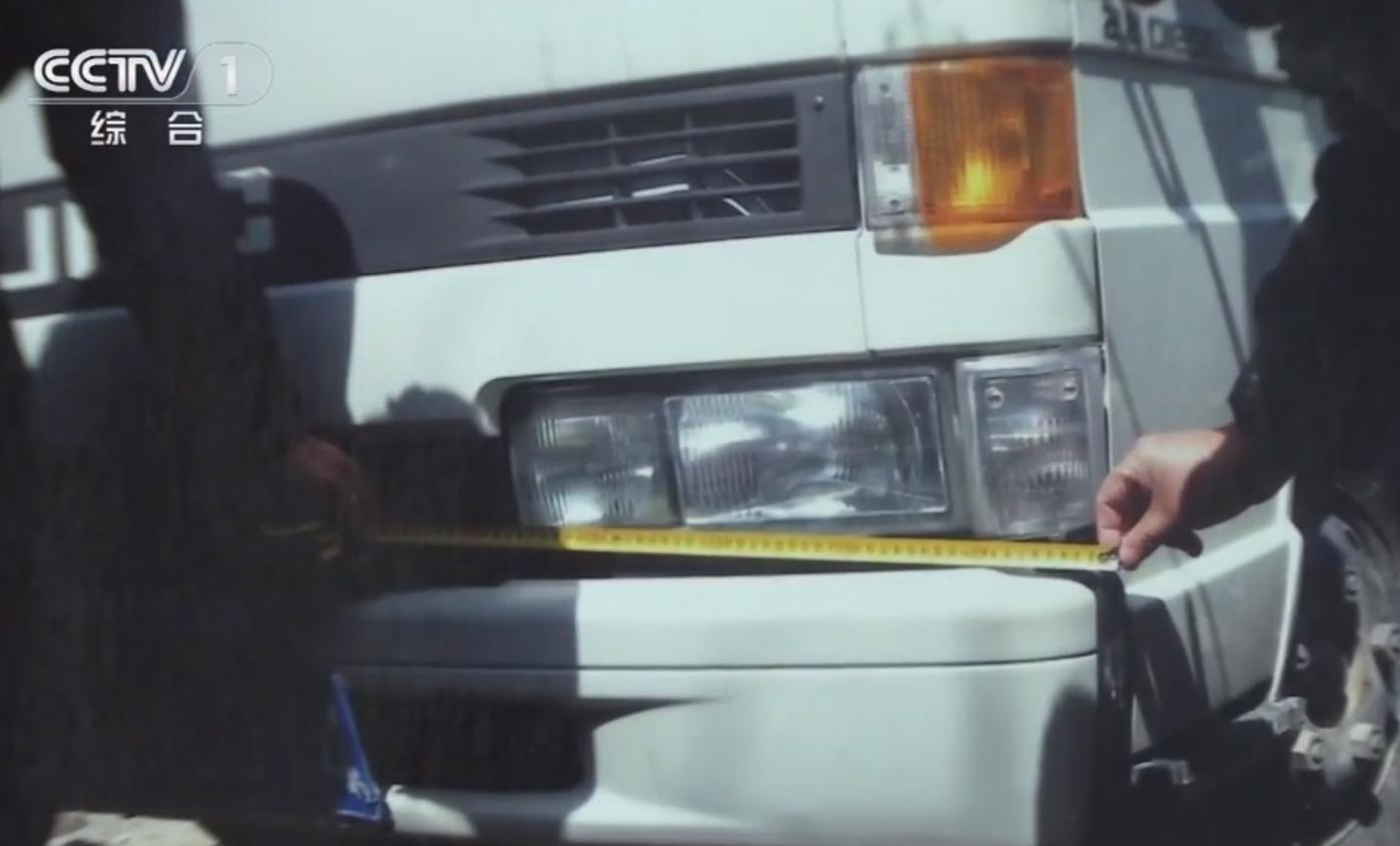 2014年浙江70岁老人过马路遭4车碾压丧命,四位司机责任天差地别