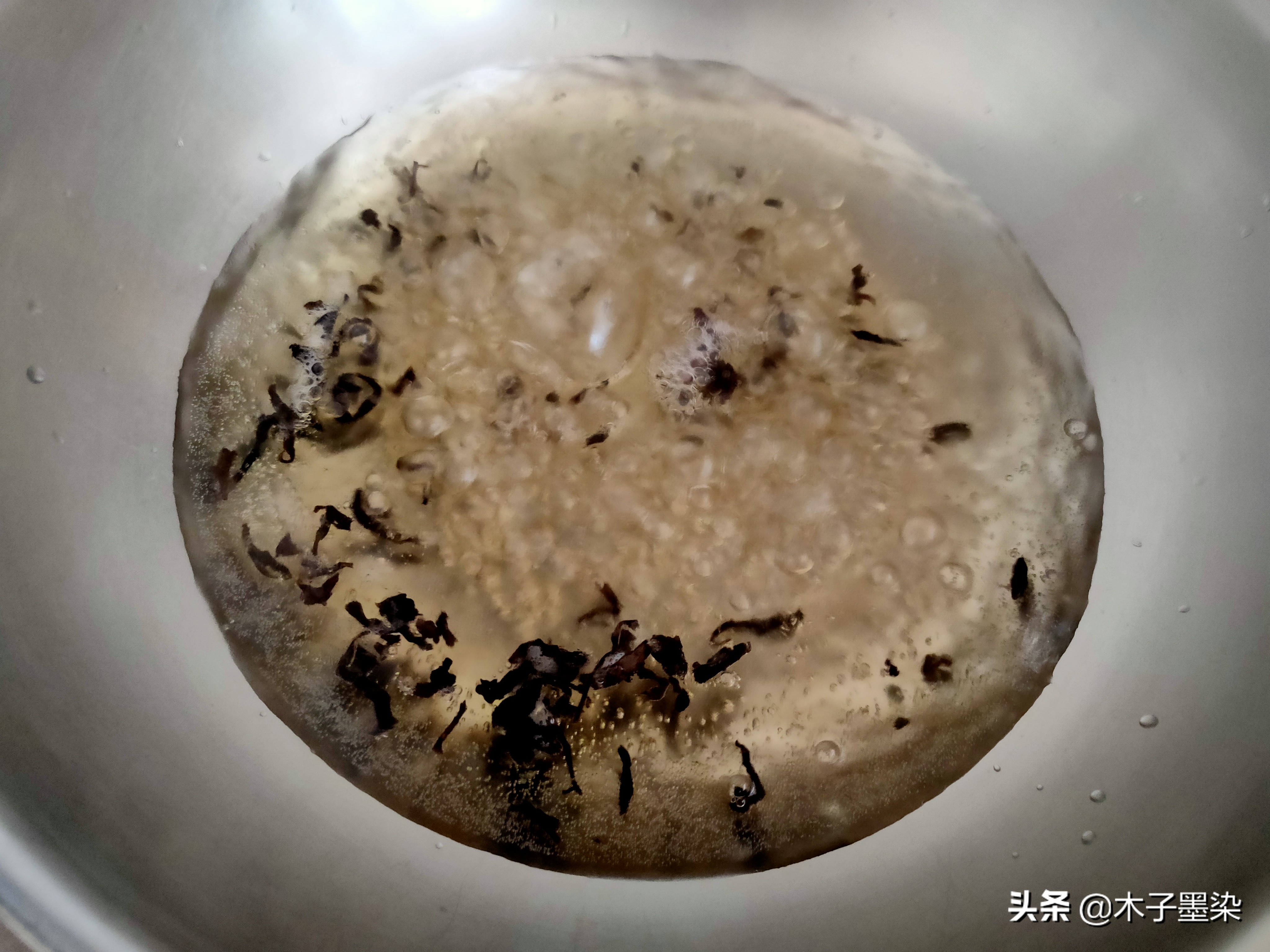 想喝奶茶怎么做在家自做不用牛奶,想喝奶茶不用买教你简单做法