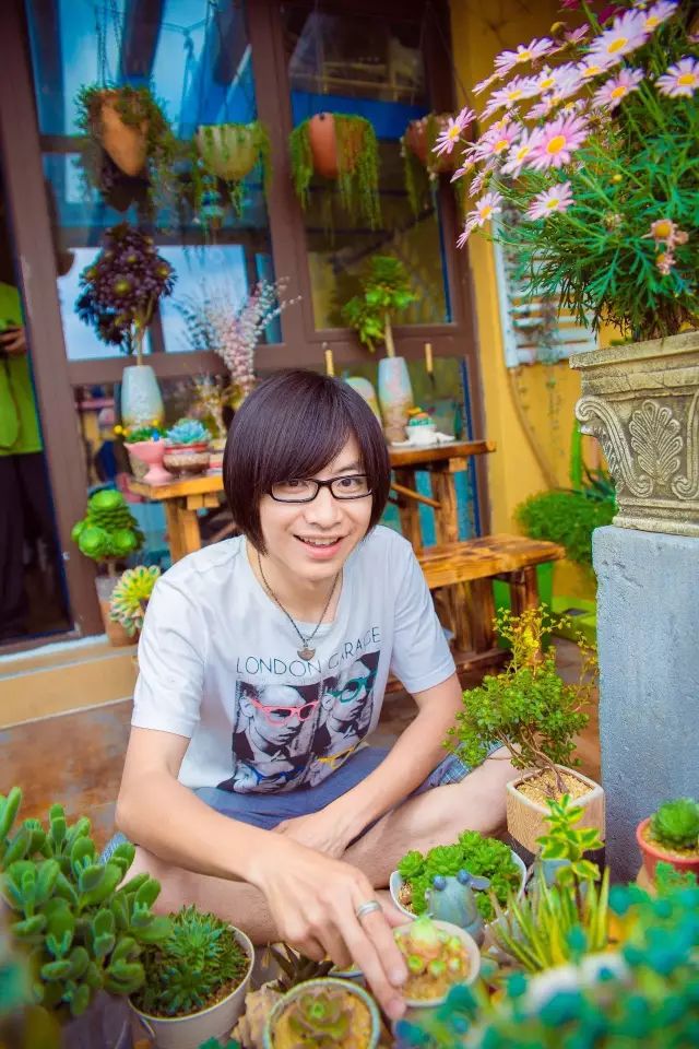 澶氳倝澶х浜屾湪,澶氳倝杈句汉浜屾湪