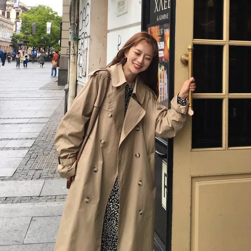 韩系欧尼风衣外套,韩国欧尼黑色大衣搭配