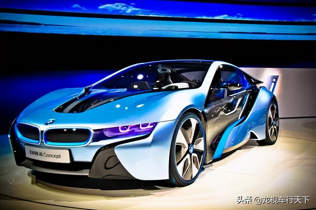 汽车大灯进化史,汽车大灯进化史解析