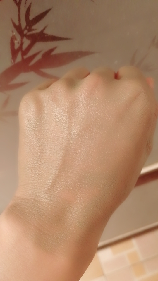 一叶子润泽保湿面膜,一叶子水润滋养绿泥膜怎么用视频