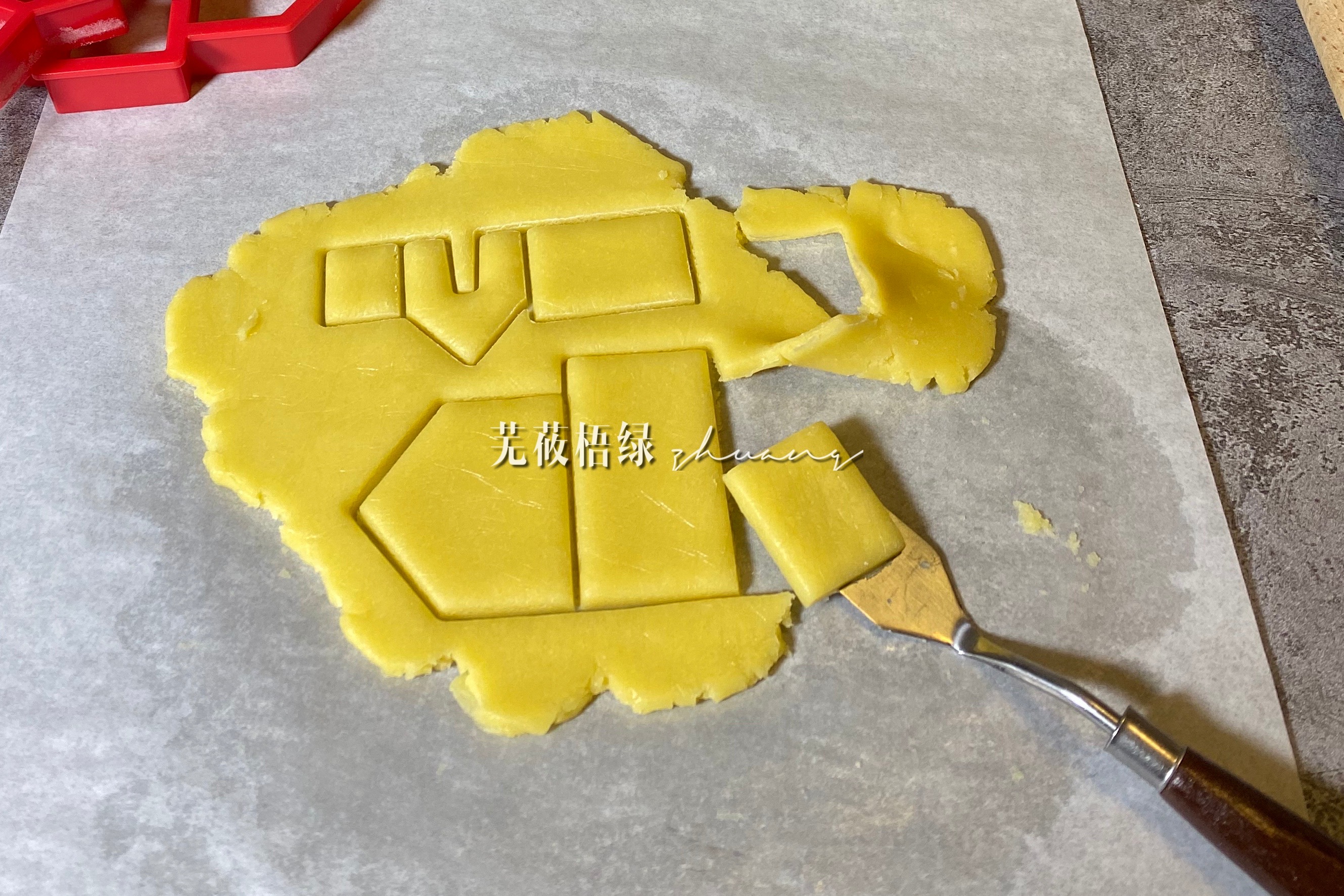 怎么做可以吃的姜饼屋,焦糖饼干姜饼屋