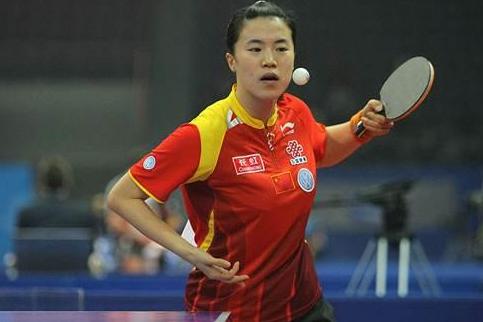 乒乓运动员王楠现在状况,世界冠军王楠患癌后丈夫不离不弃