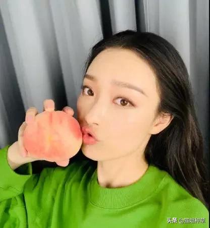 最漂亮标准嘴唇,现代女性新标准图片