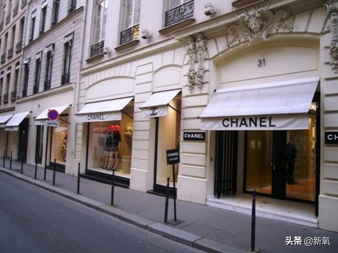 拿鼻孔看人的鼻子,奢侈品sales一般在美国能挣多少钱