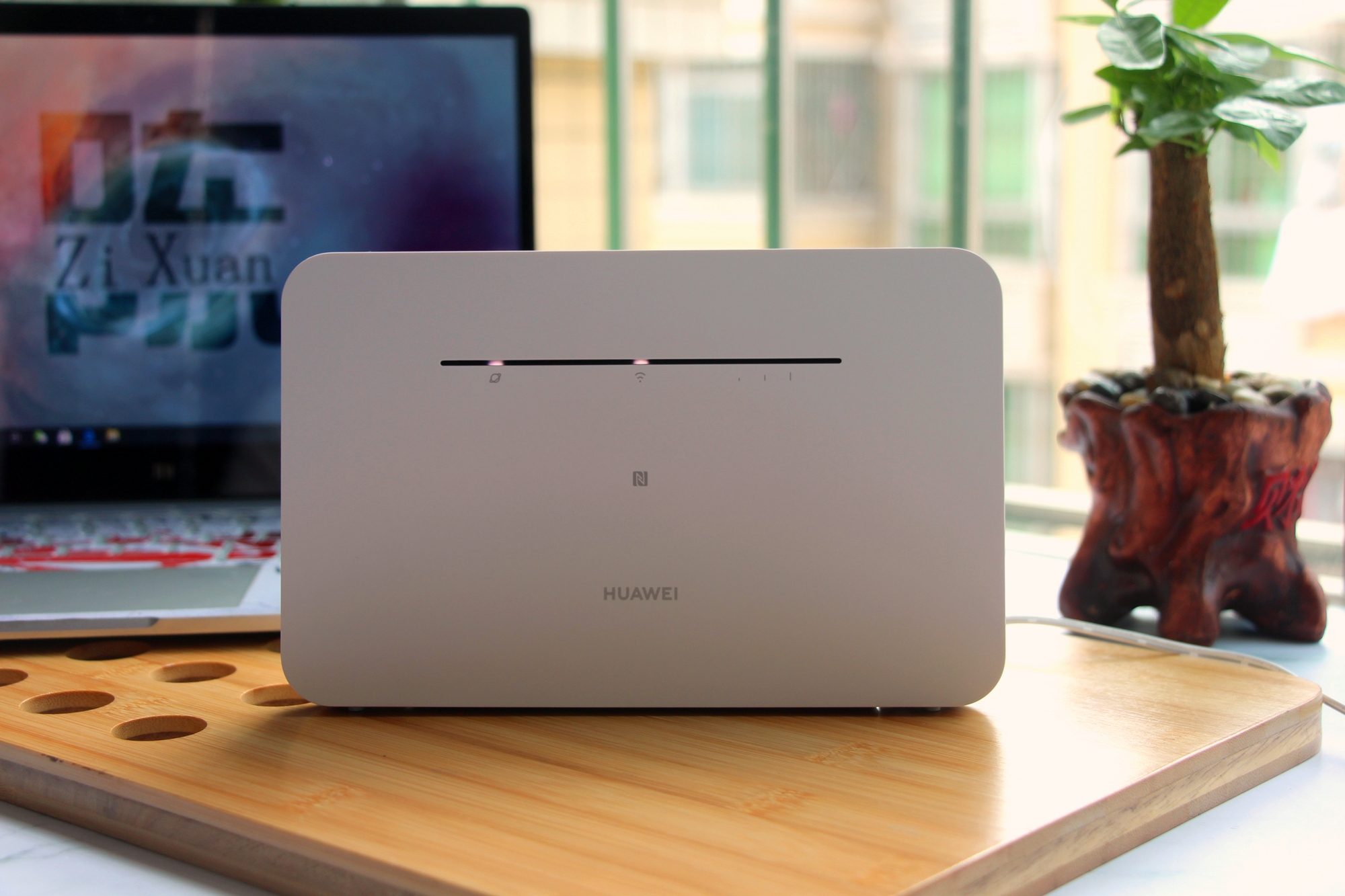 华为移动路由器带wifi,华为移动路由器和随身wifi