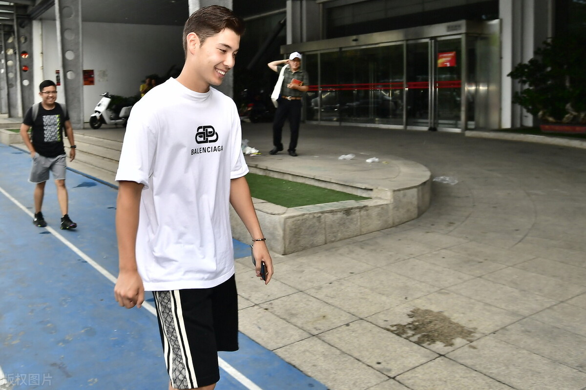 归化球员李可原名,归化国足队员洛国富原名是什么