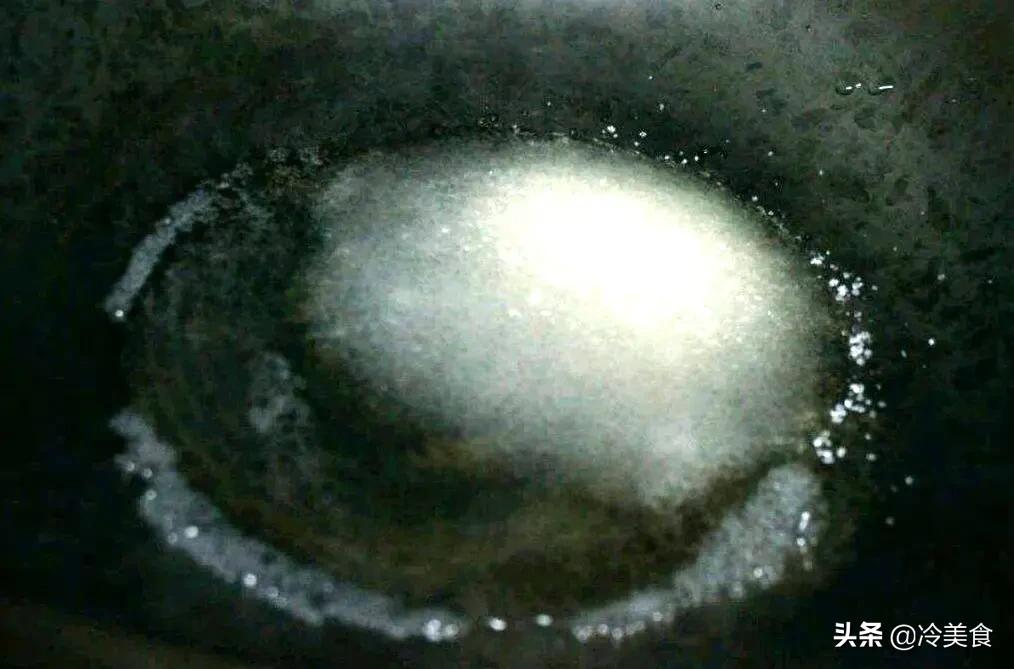 炒糖色老是糊怎么回事,炒糖色糊锅的正确方法