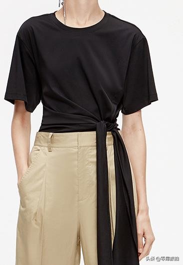 夏天穿上既好看又凉快的t恤衫,适合夏天穿的t恤风格