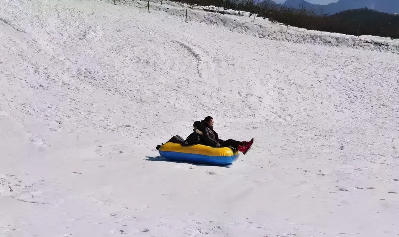 川西泡温泉看雪景,川西12月份最佳雪景泡温泉的地方