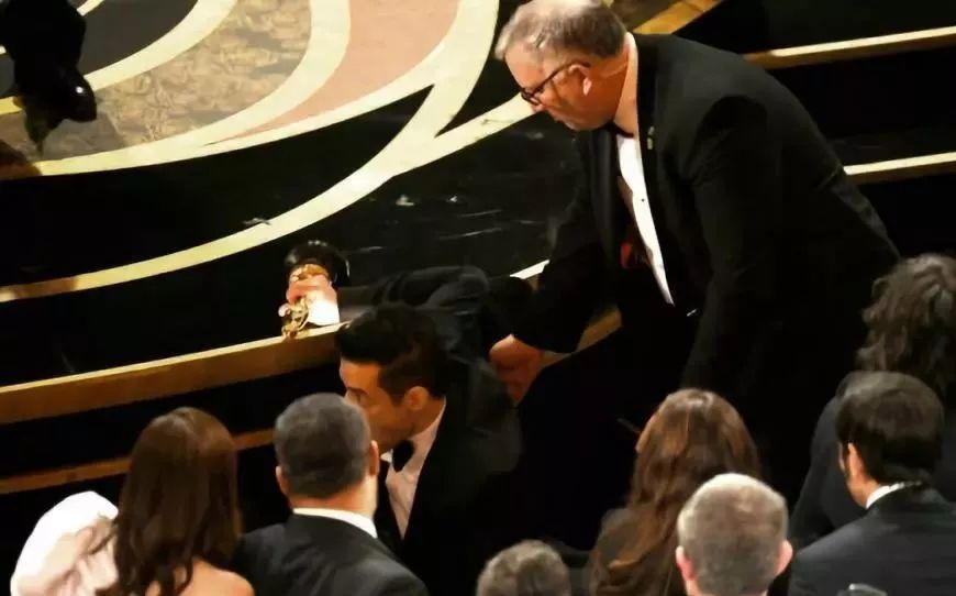 明明是去看奥斯卡,却被影片海报圈粉