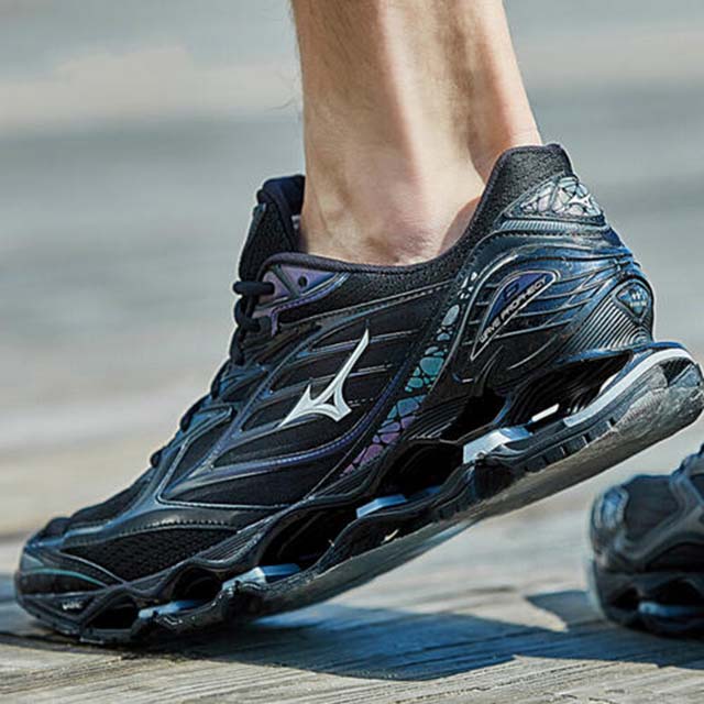 低调的跑步鞋,低调的中国牌子鞋