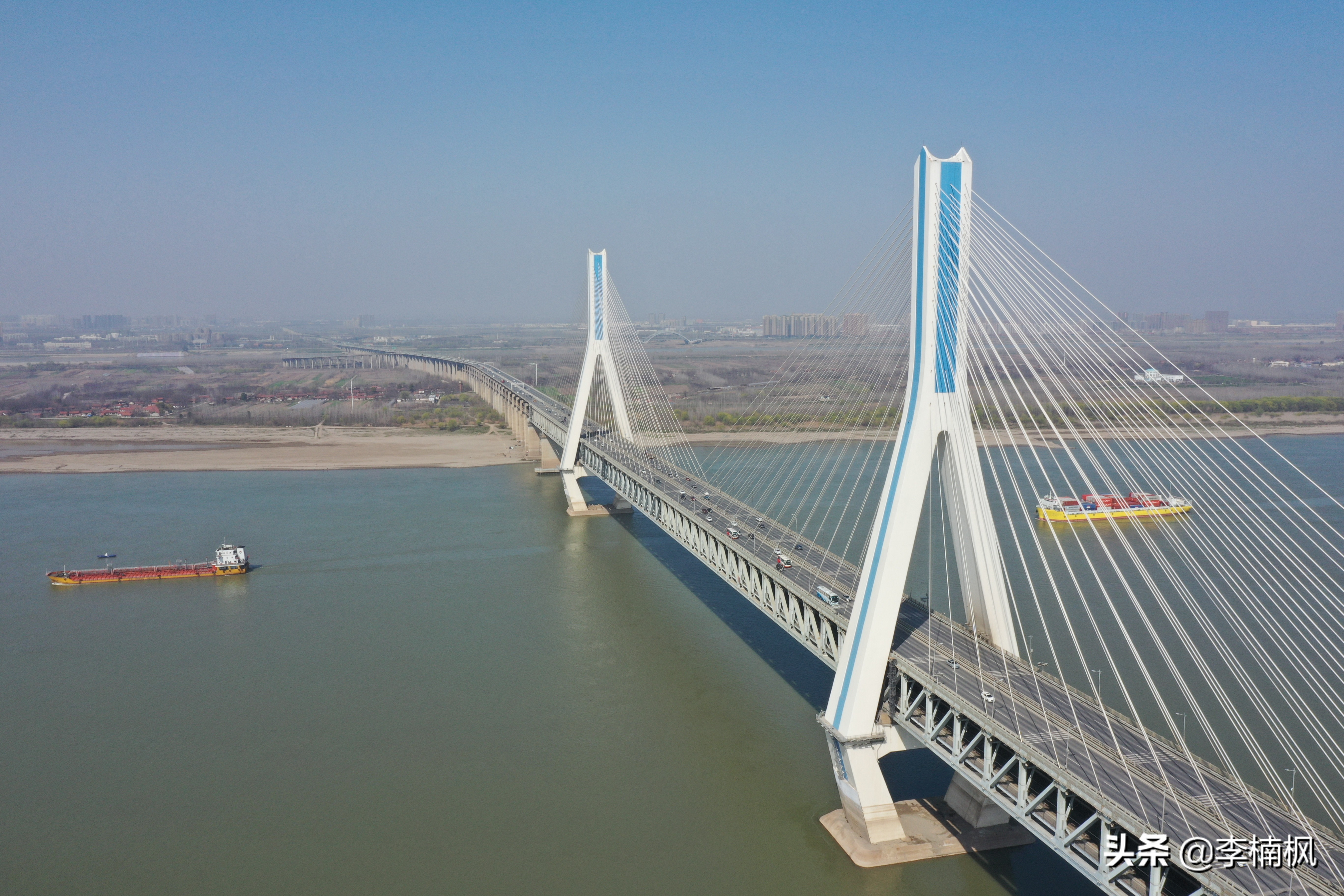 湖北武汉交通枢纽,湖北是中国最大的交通中枢