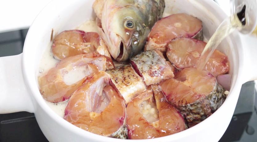 炖鱼的正确做法及调料,炖鱼有哪些香料好吃又简单