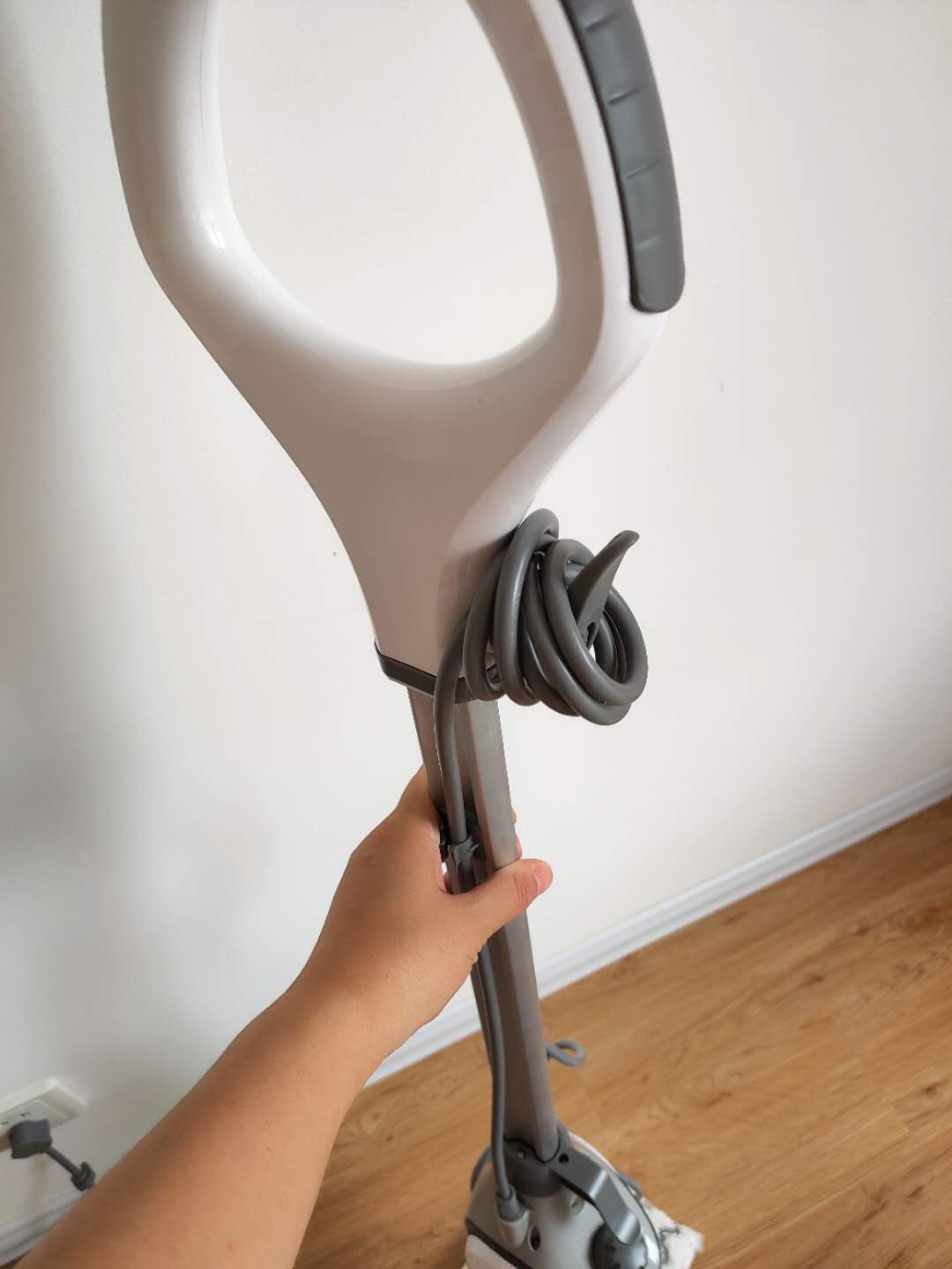 鲨客蒸汽拖把用起来太累,鲨客高温蒸汽拖把