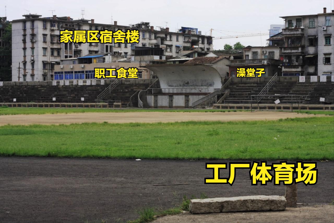 为什么中国踢足球的小孩太少了,为什么中国足球人口少