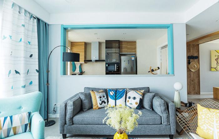 媳妇竟然在沙发墙“砸了个洞”，完工后我直喊高明