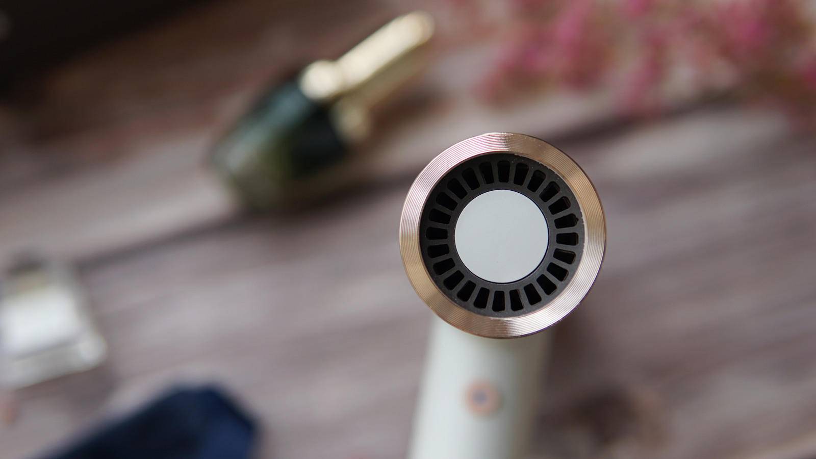 韩国大宇速干负离子吹风机,最新大宇吹风机