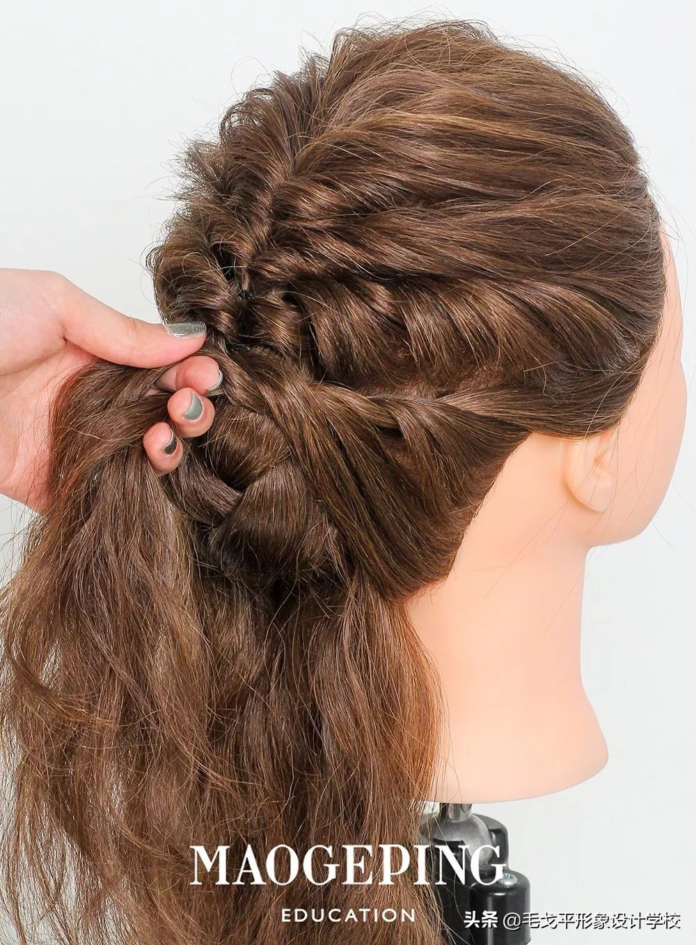 气质盘发高端大气上档次自己盘,优雅气质女人盘发