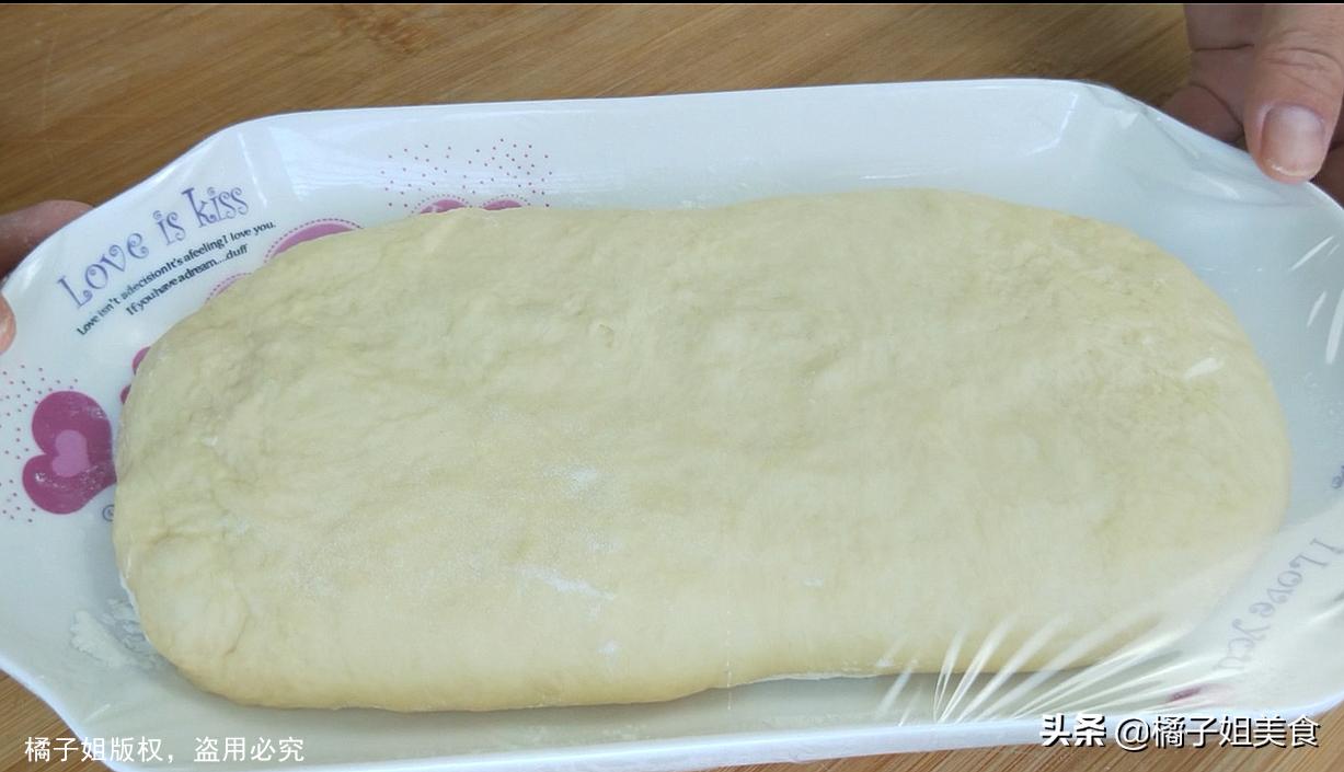 10分钟就搞定的油条做法,油条简单做法和配方的全过程