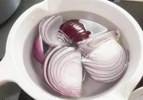 洋葱养花有什么作用,洋葱养花的功效和作用