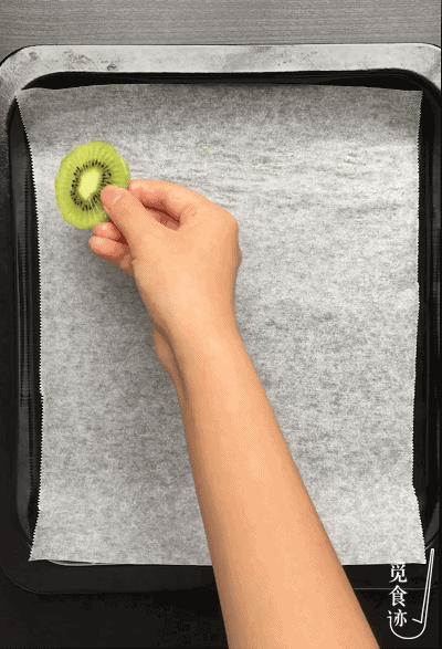 烤箱自制水果干,播放做水果干的教程