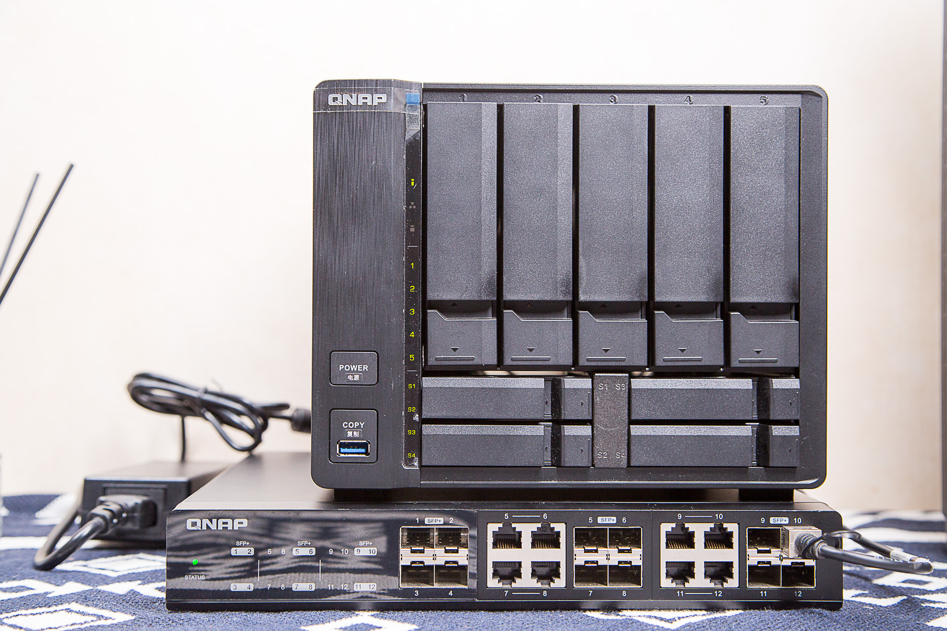 威联通qnapts-262c评测,威联通qnapts-253a参数