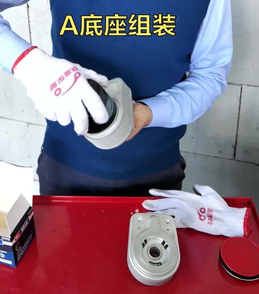 奥迪q7机滤底座漏油怎么处理,机滤稍微漏油需要更换吗