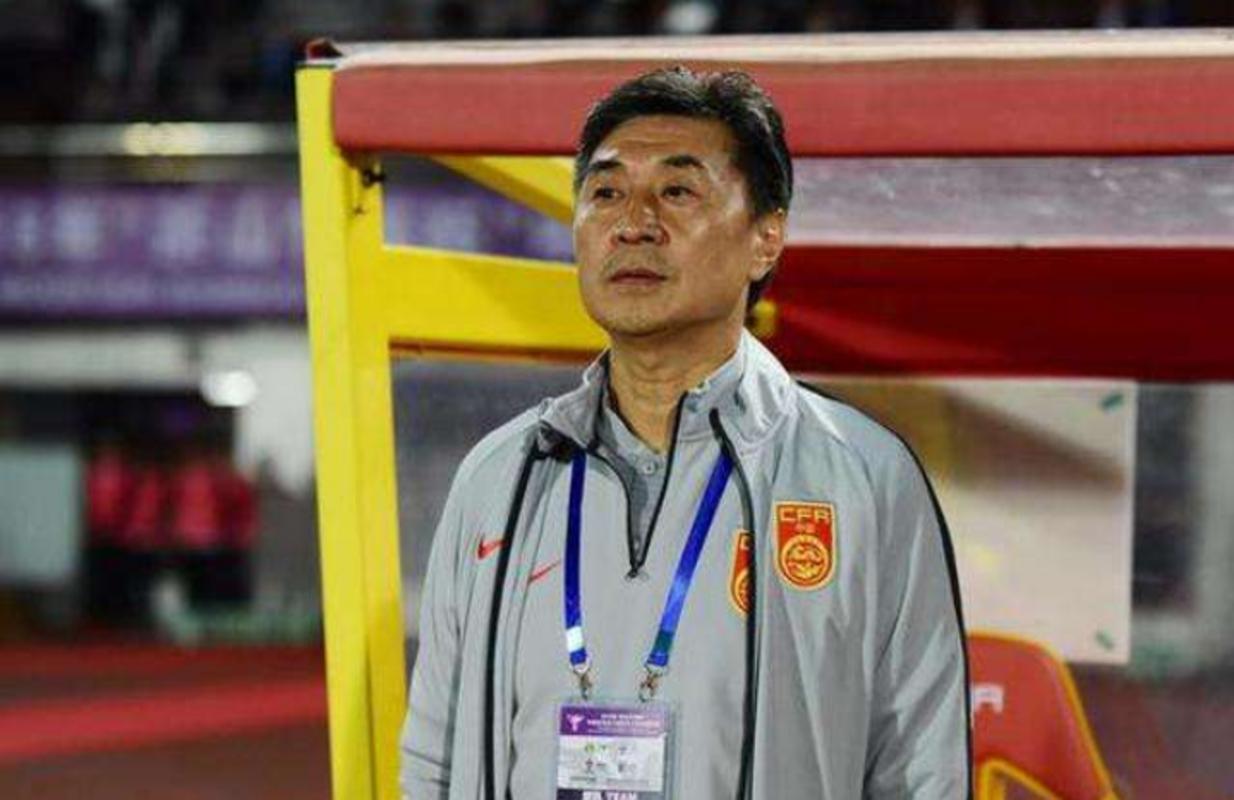 足坛后卫top10,当今足坛十大后卫排名