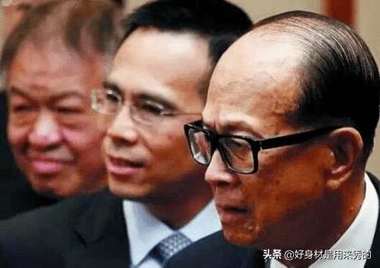 李嘉诚为什么打7折抛售房产,李嘉诚何时开始抛售内地资产