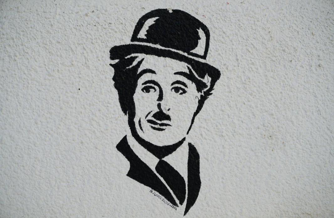 孩子在学校开心回家就抑郁了,孩子焦虑抑郁但是性格一直幽默