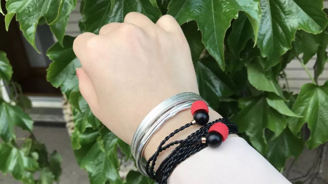 适合送给女生高颜值耳机,女士礼物高档实用耳机