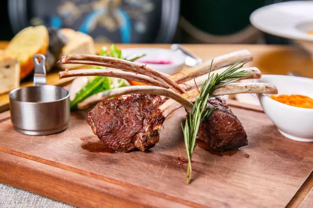 万元抽奖！送戴森卷发棒+TF口红！这家花园西餐厅让我开始嫌弃男友！