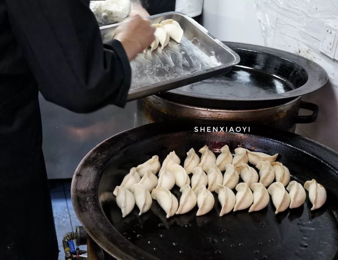 一上午走了2万步,一上午走一万步