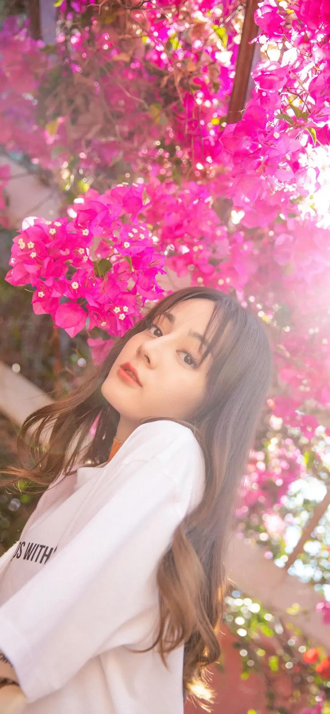 可爱又萌的迪丽热巴,高颜值身材好的迪丽热巴