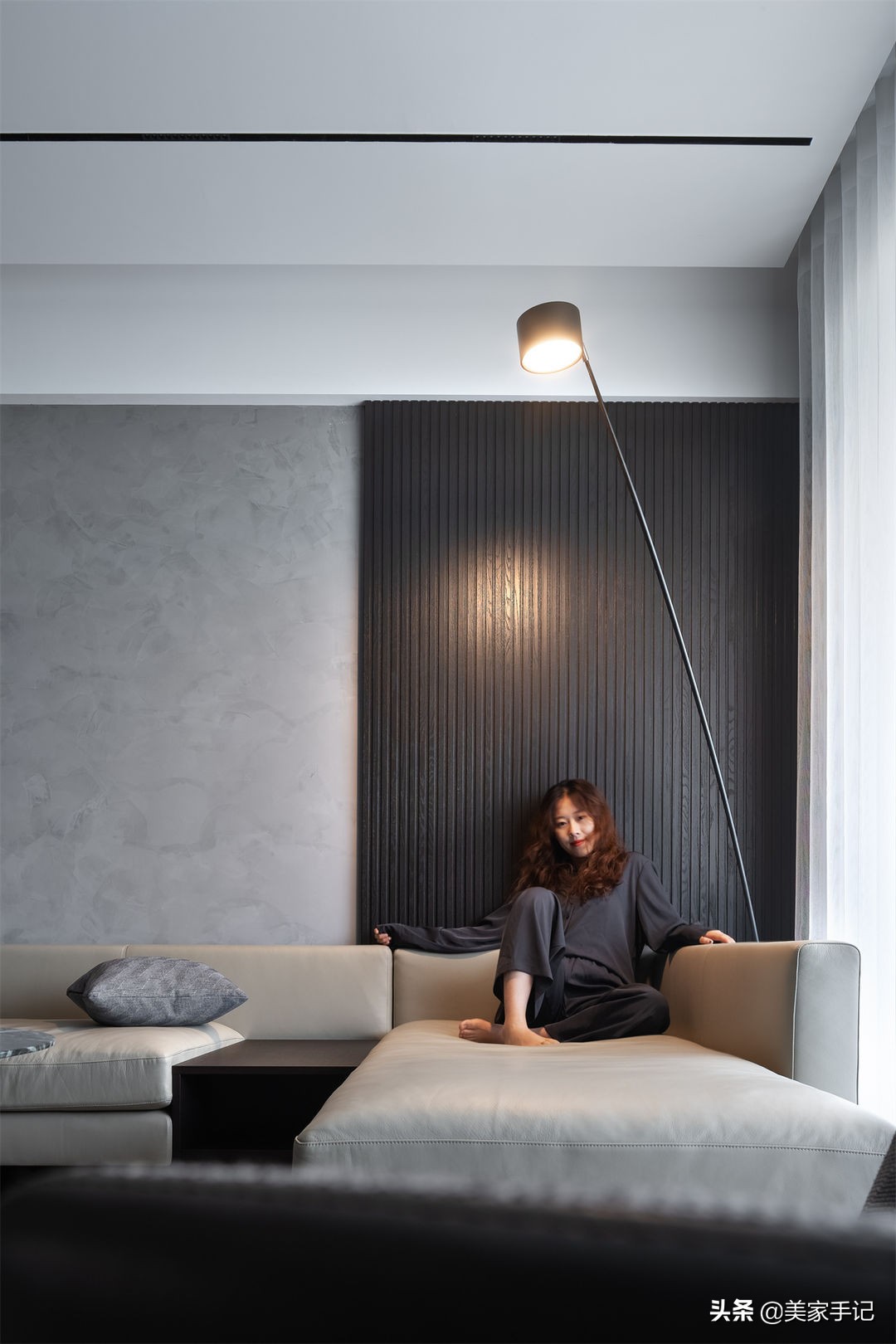 江苏发现一位40岁阿姨的家，那叫一个高级，拍给大伙瞅瞅，超有品