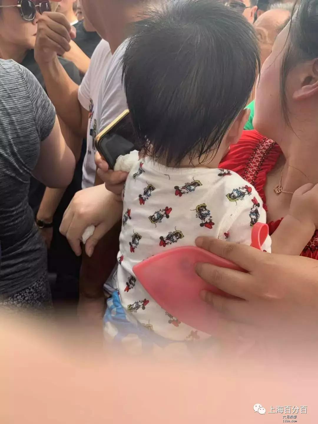 costco几点开门排队,costco上海店开业半天即停业