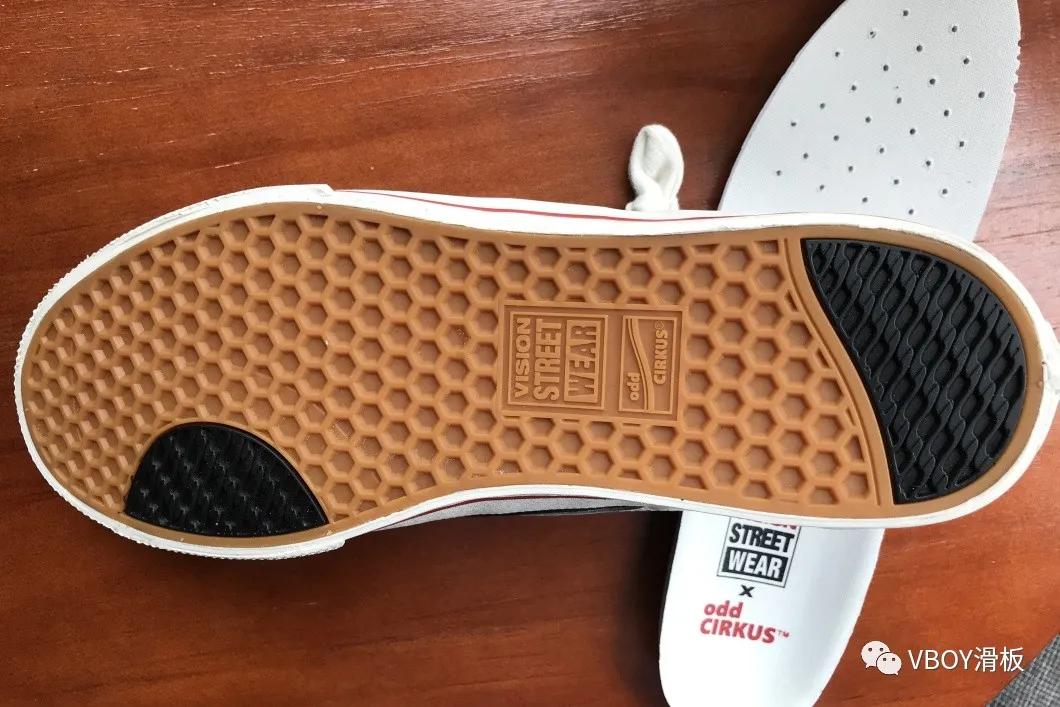 有没有好看的滑板鞋推荐百搭,又潮又好看的滑板鞋