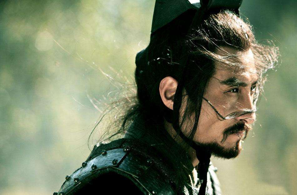 深度分析：一代霸王项羽为何走到了四面楚歌，十面埋伏的穷困地步