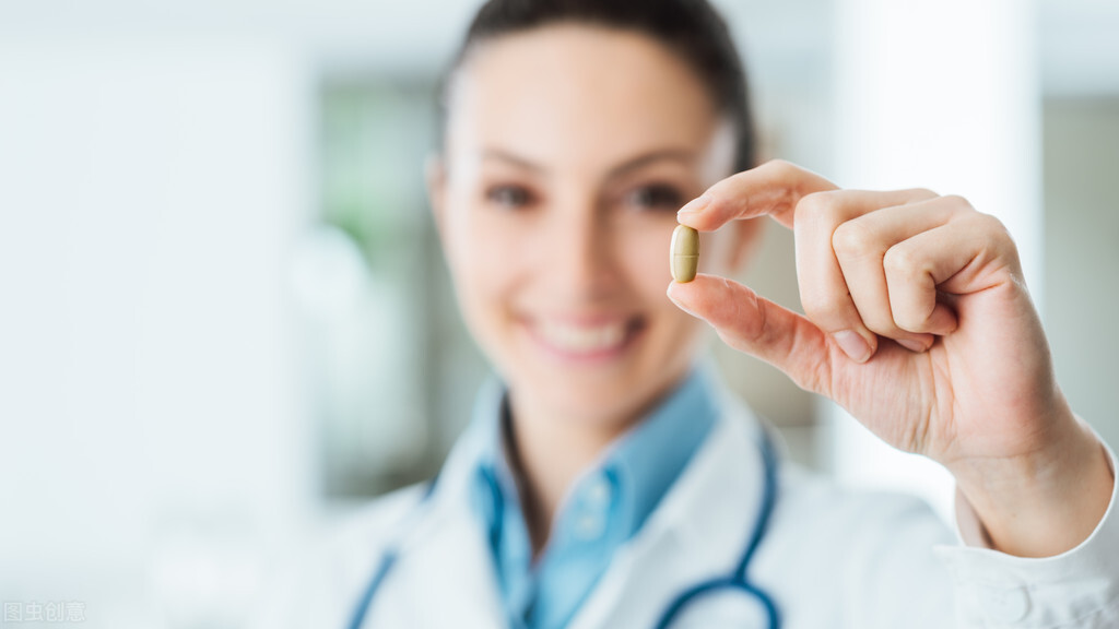 口腔溃疡很疼一直不好,口腔溃疡反反复复该如何重视